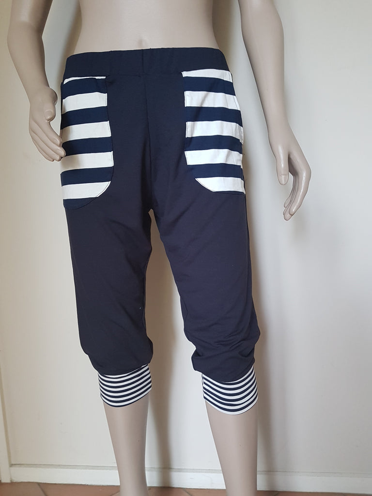 3/4 Plain Navy with Stripe Pocket Pants