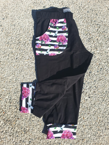 3/4 Rose Dragonfly Floral Pants